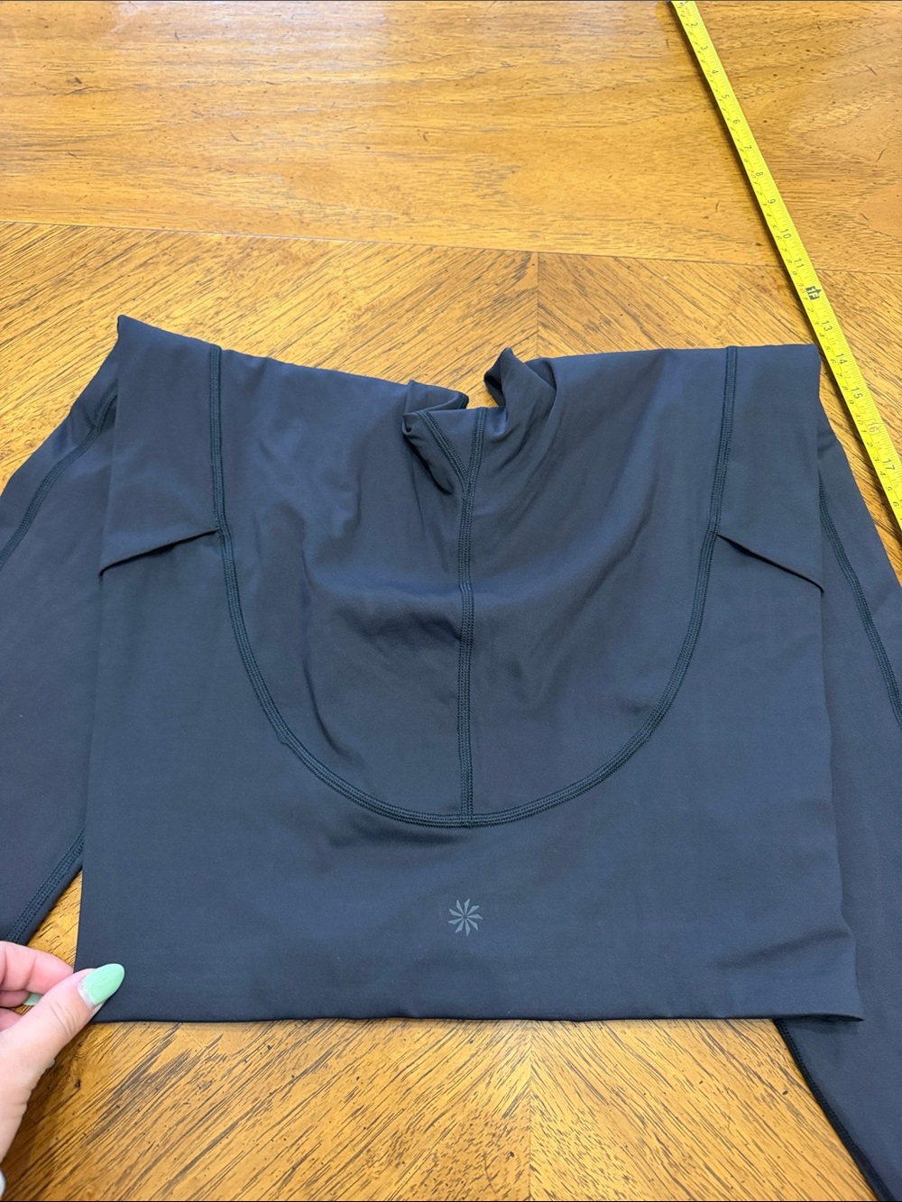 Athleta Ultimate Stash Pocket Leggings - Picture 5 of 5